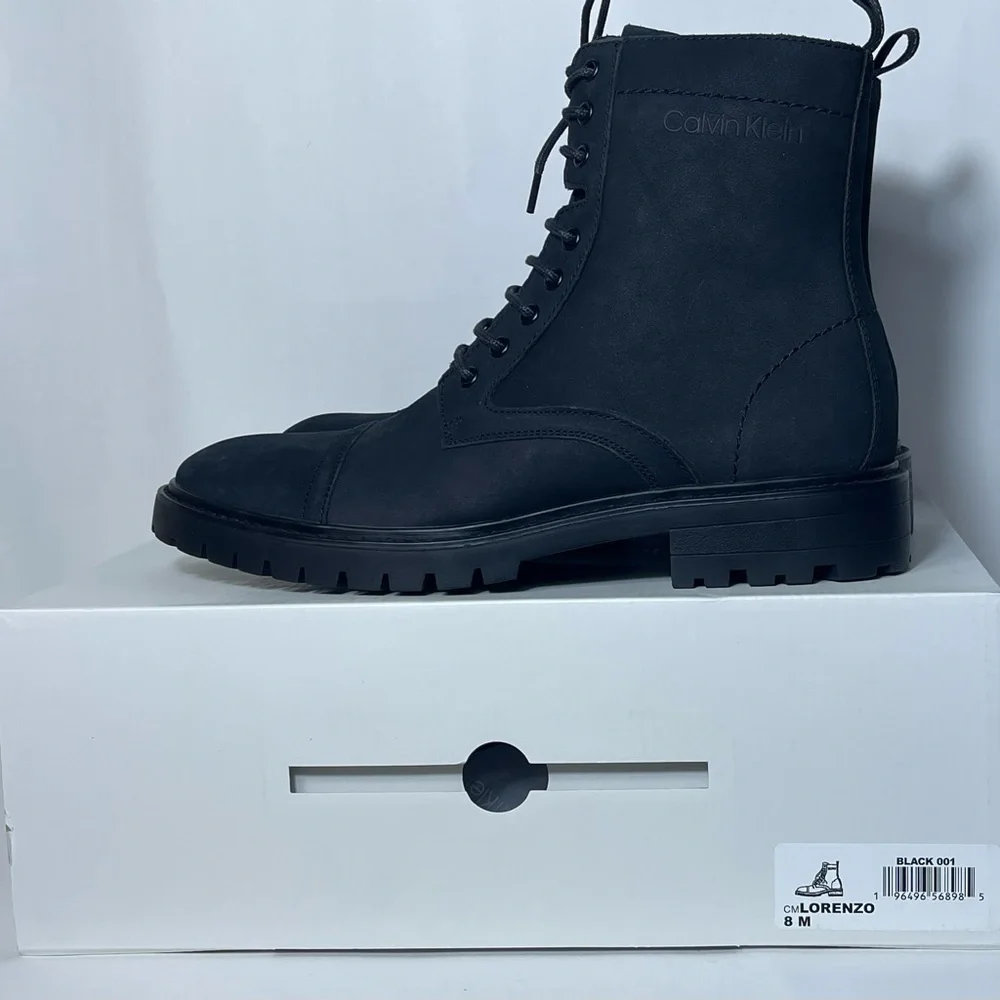 Calvin Klein Black Lorenzo Lace-Up Combat Boots Size 8M NWT With Box